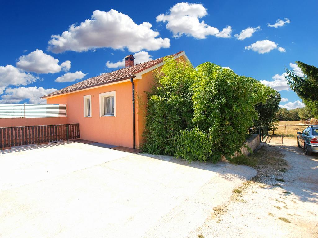Apartment Luisa 1437 Peruški Exteriér fotografie