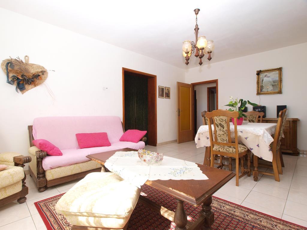 Apartment Luisa 1437 Peruški Exteriér fotografie