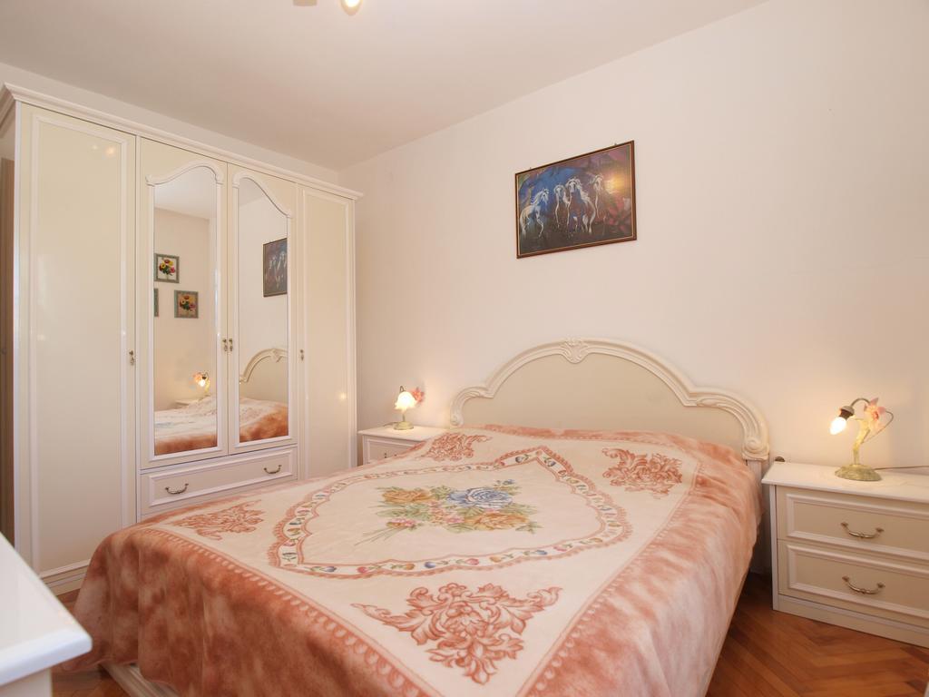 Apartment Luisa 1437 Peruški Exteriér fotografie