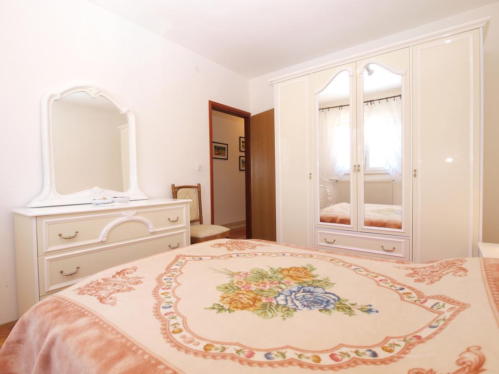 Apartment Luisa 1437 Peruški Exteriér fotografie
