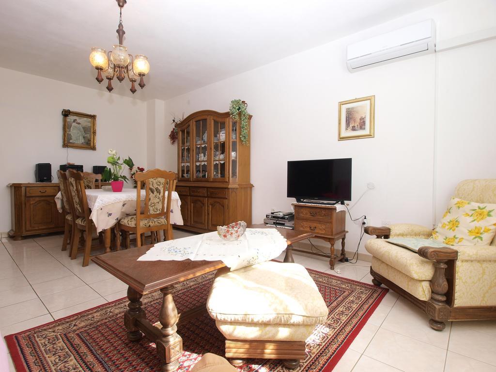 Apartment Luisa 1437 Peruški Exteriér fotografie