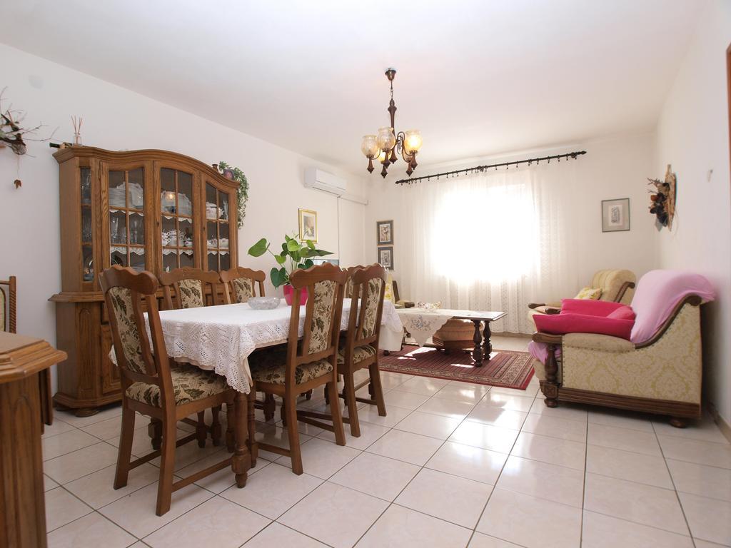 Apartment Luisa 1437 Peruški Exteriér fotografie