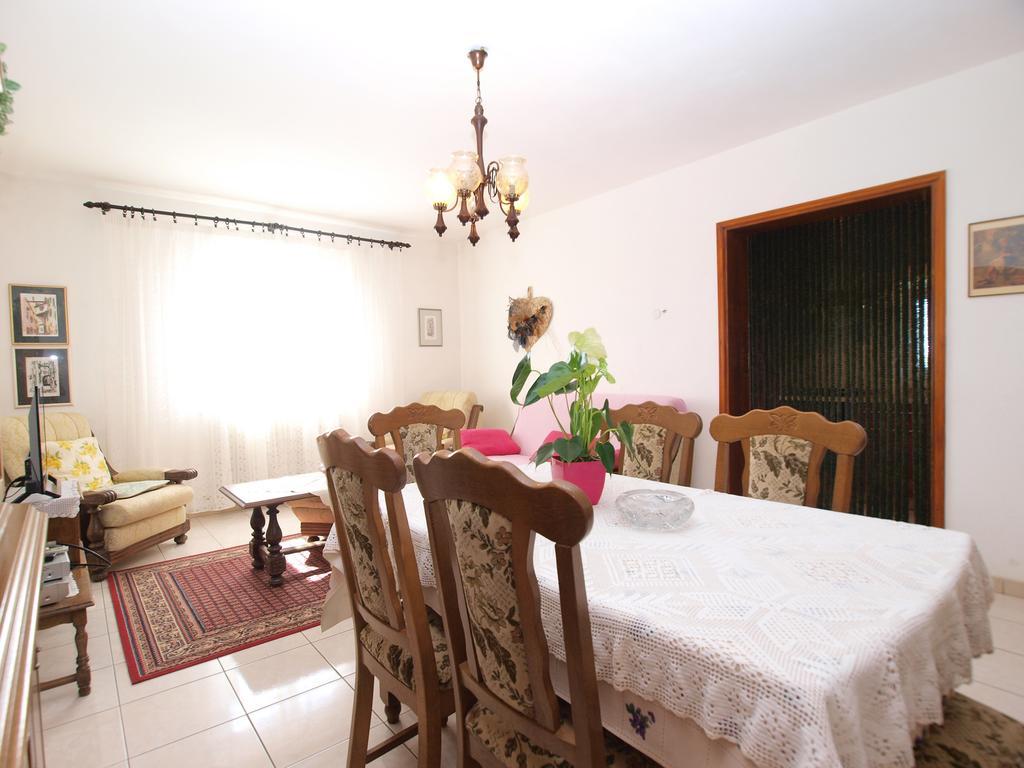 Apartment Luisa 1437 Peruški Exteriér fotografie